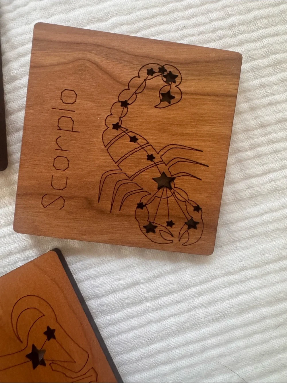 Leo Constellation Wooden Desk Organizer